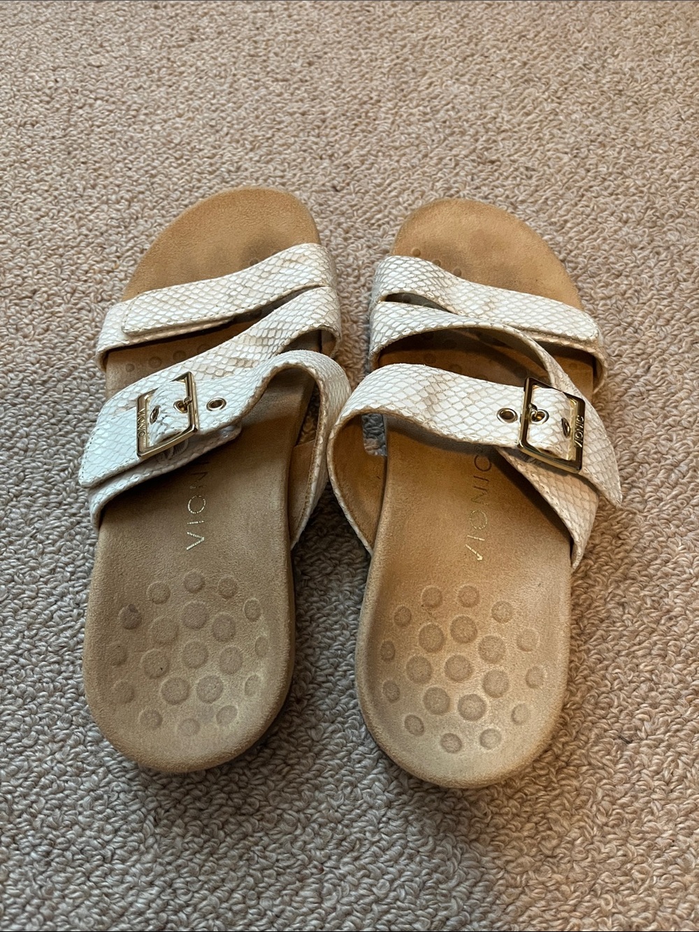 Womens White Textured Triple-Strap Slide Vionic Cork Sandals with Buckle - Picture 3 of 5
